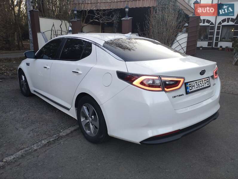 Седан Kia Optima 2014 в Одессе