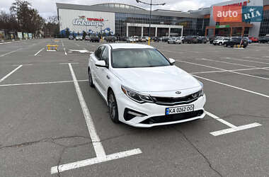 Седан Kia Optima 2019 в Киеве