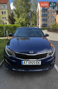 Седан Kia Optima 2016 в 