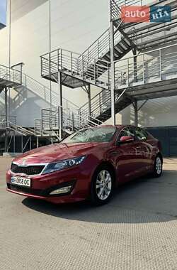 Седан Kia Optima 2013 в Одесі