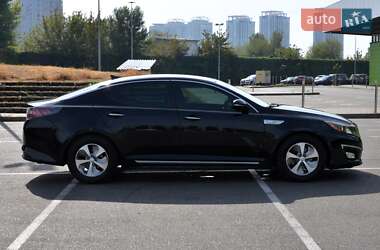 Седан Kia Optima 2014 в Киеве