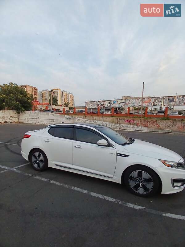 Седан Kia Optima 2013 в Одессе