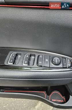 Седан Kia Optima 2017 в 