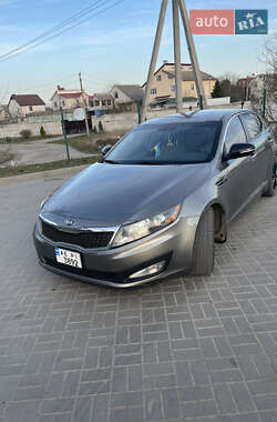 Седан Kia Optima 2013 в Новомосковске