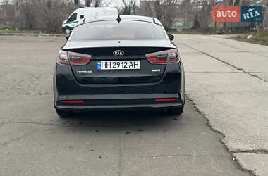 Седан Kia Optima 2014 в 