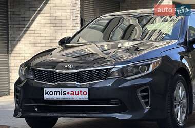 Седан Kia Optima 2016 в Хмельницькому