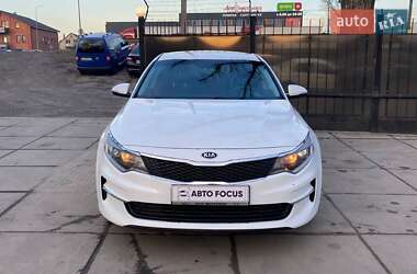 Седан Kia Optima 2016 в Києві