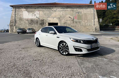 Седан Kia Optima 2014 в Киеве