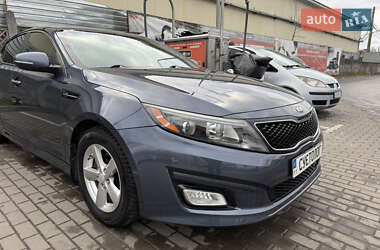 Седан Kia Optima 2015 в 