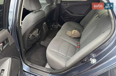 Седан Kia Optima 2015 в 
