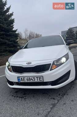 Седан Kia Optima 2013 в Днепре