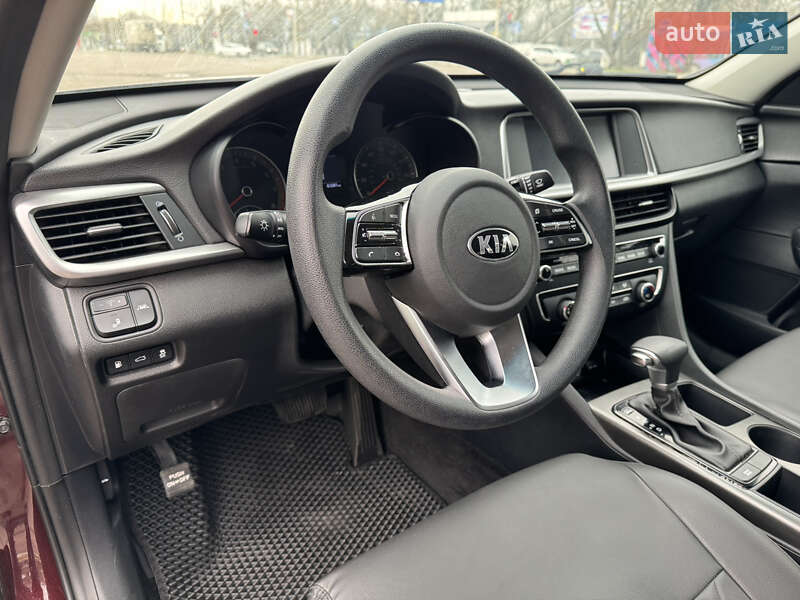 Седан Kia Optima 2019 в Миколаєві
