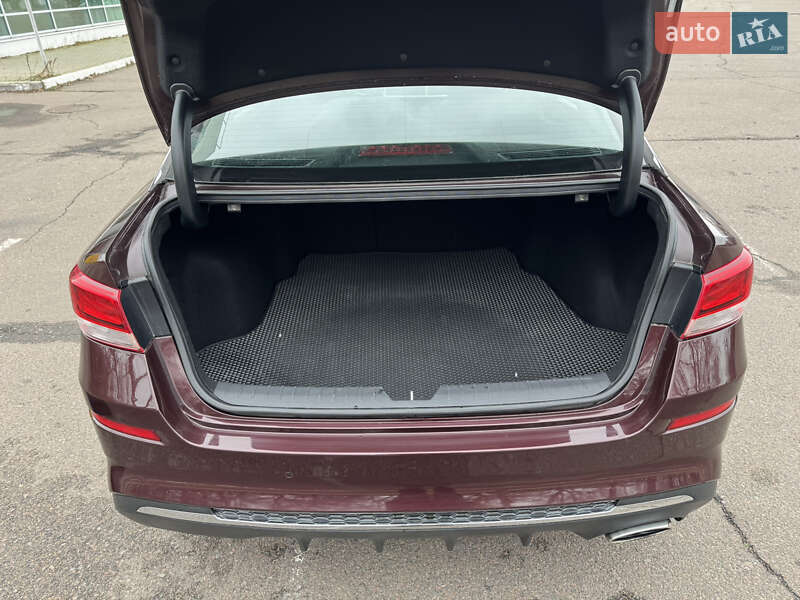Седан Kia Optima 2019 в Миколаєві