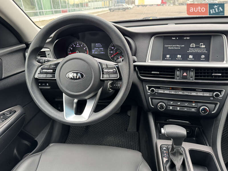Седан Kia Optima 2019 в Миколаєві