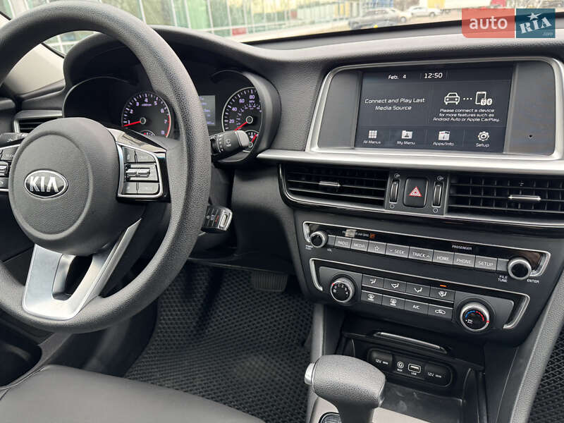 Седан Kia Optima 2019 в Миколаєві