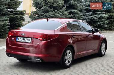 Седан Kia Optima 2013 в Харькове