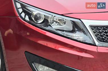 Седан Kia Optima 2013 в Харькове