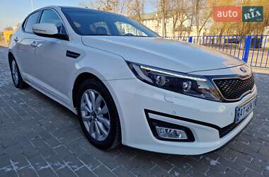 Седан Kia Optima 2015 в Калуше