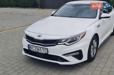Седан Kia Optima 2019 в 