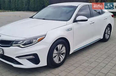Седан Kia Optima 2019 в 