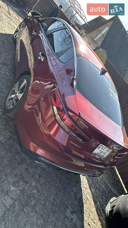 Седан Kia Optima 2019 в Киеве