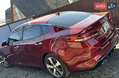 Седан Kia Optima 2019 в Киеве