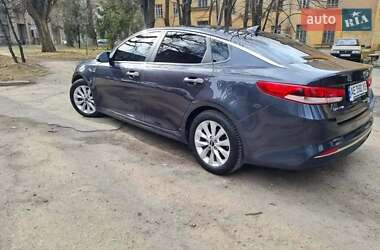 Седан Kia Optima 2017 в Дніпрі