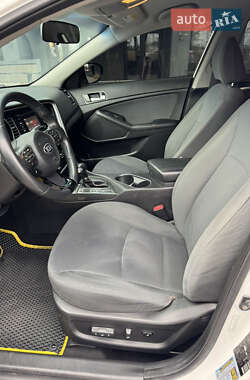 Седан Kia Optima 2014 в Чернигове