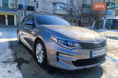 Седан Kia Optima 2016 в Полонному
