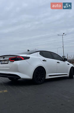 Седан Kia Optima 2014 в 