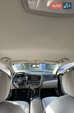 Седан Kia Optima 2014 в 