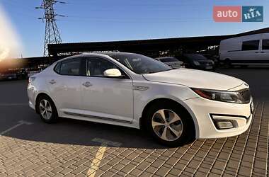 Седан Kia Optima 2014 в 