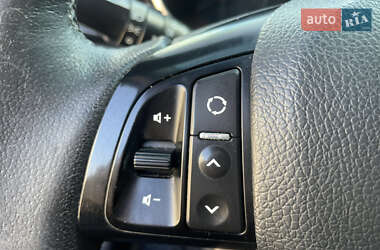 Седан Kia Optima 2011 в 