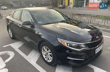 Седан Kia Optima 2017 в 