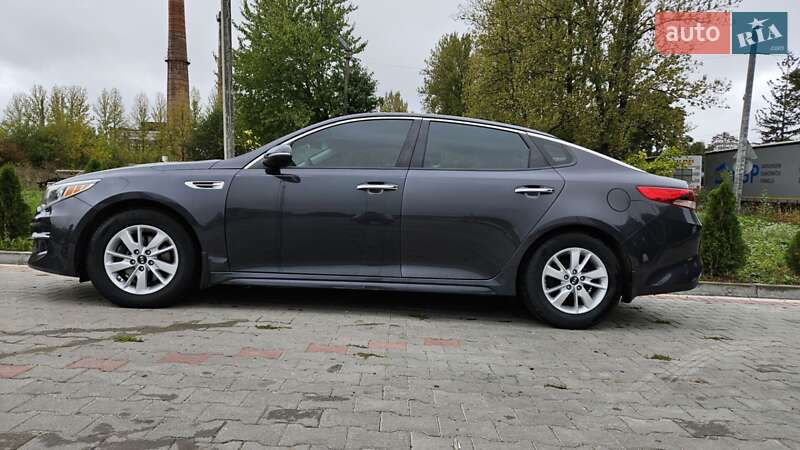 Седан Kia Optima 2016 в Тернополе