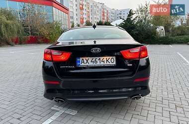 Седан Kia Optima 2014 в 