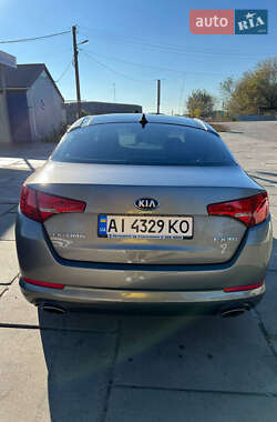 Седан Kia Optima 2012 в 