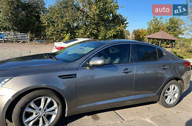Седан Kia Optima 2012 в 