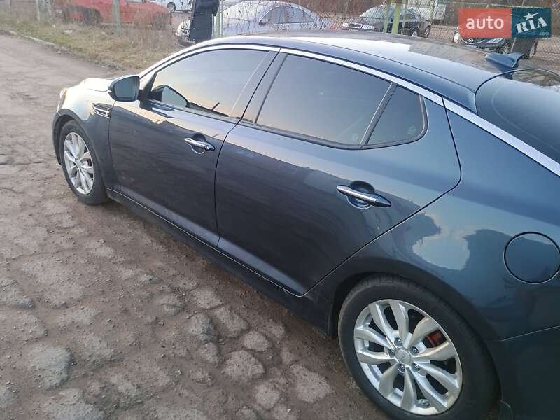 Седан Kia Optima 2015 в Чернигове