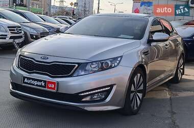 Седан Kia Optima 2011 в 