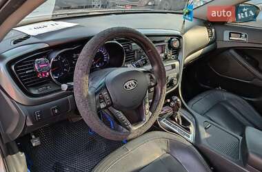 Седан Kia Optima 2011 в 