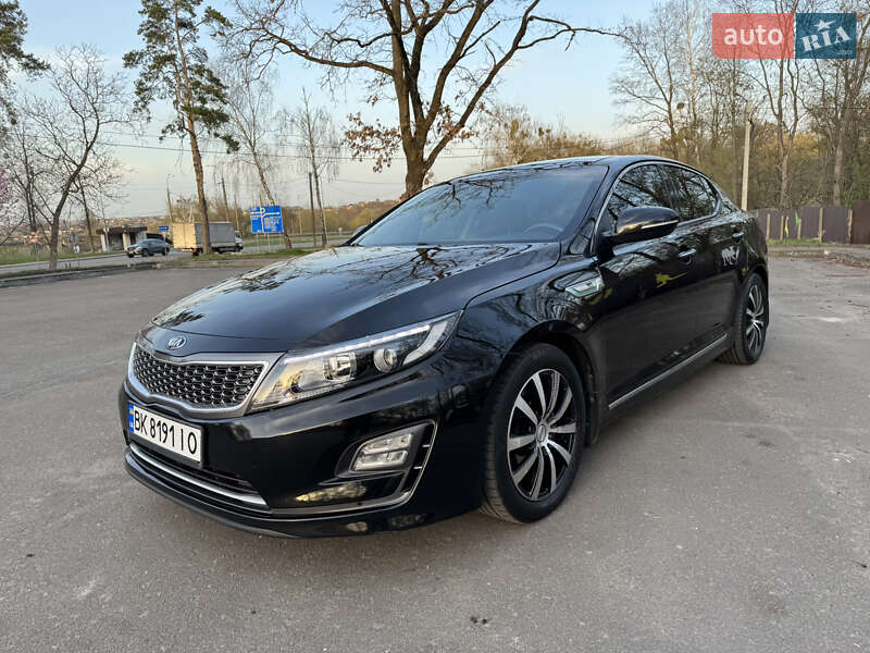 Седан Kia Optima 2014 в 