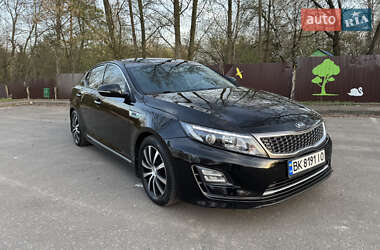 Седан Kia Optima 2014 в 