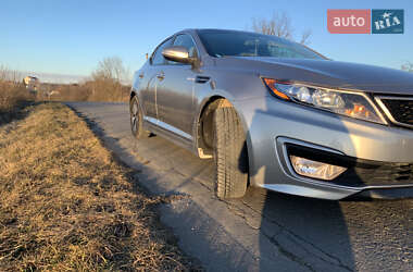 Седан Kia Optima 2013 в 