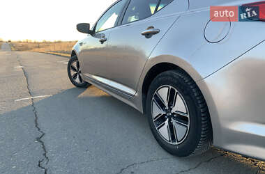 Седан Kia Optima 2013 в 