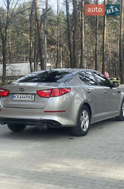 Седан Kia Optima 2015 в 