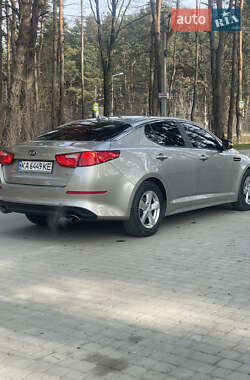 Седан Kia Optima 2015 в 