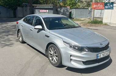 Седан Kia Optima 2016 в 