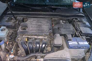 Седан Kia Optima 2012 в 
