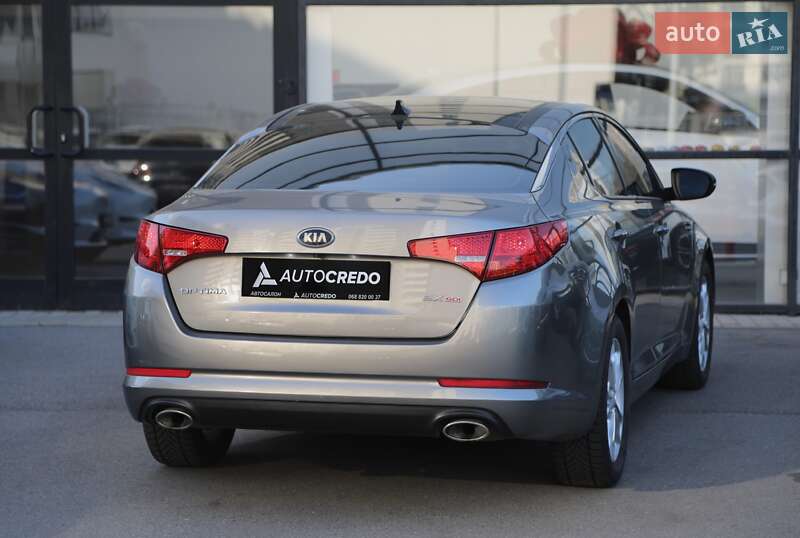 Седан Kia Optima 2012 в Харкові